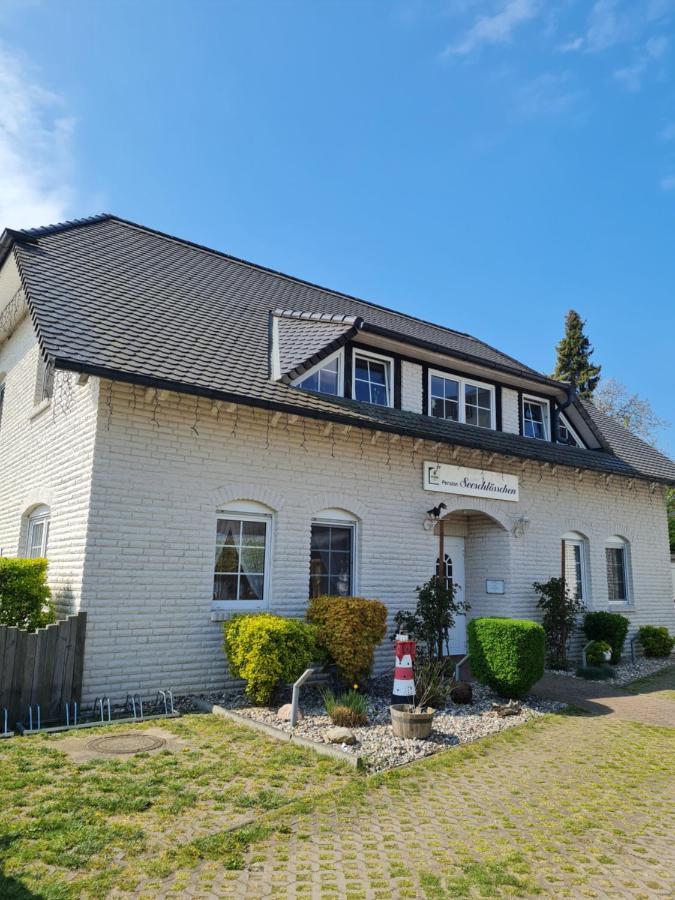 Pension Seeschloesschen Rathenow Buitenkant foto