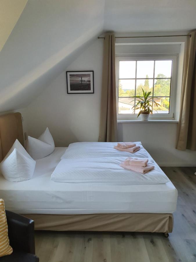 Pension Seeschloesschen Rathenow Kamer foto